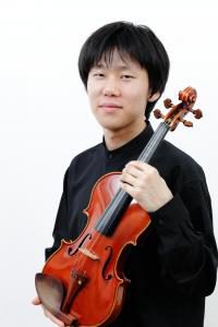 高岸 卓人